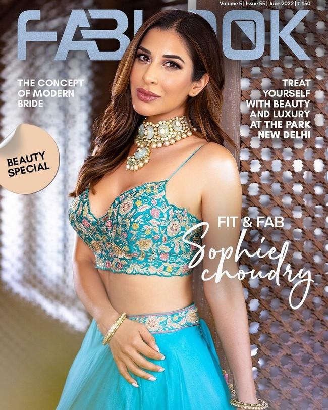 Sophie Choudry 5