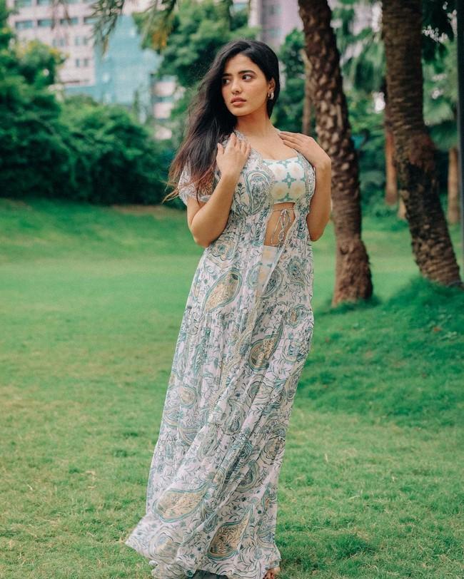 Ketika Sharma Looks Cute in Blue Dress | Telugu Rajyam Photos