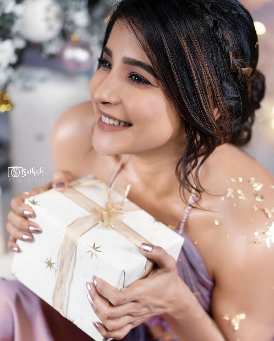 Sakshi Agarwal 2