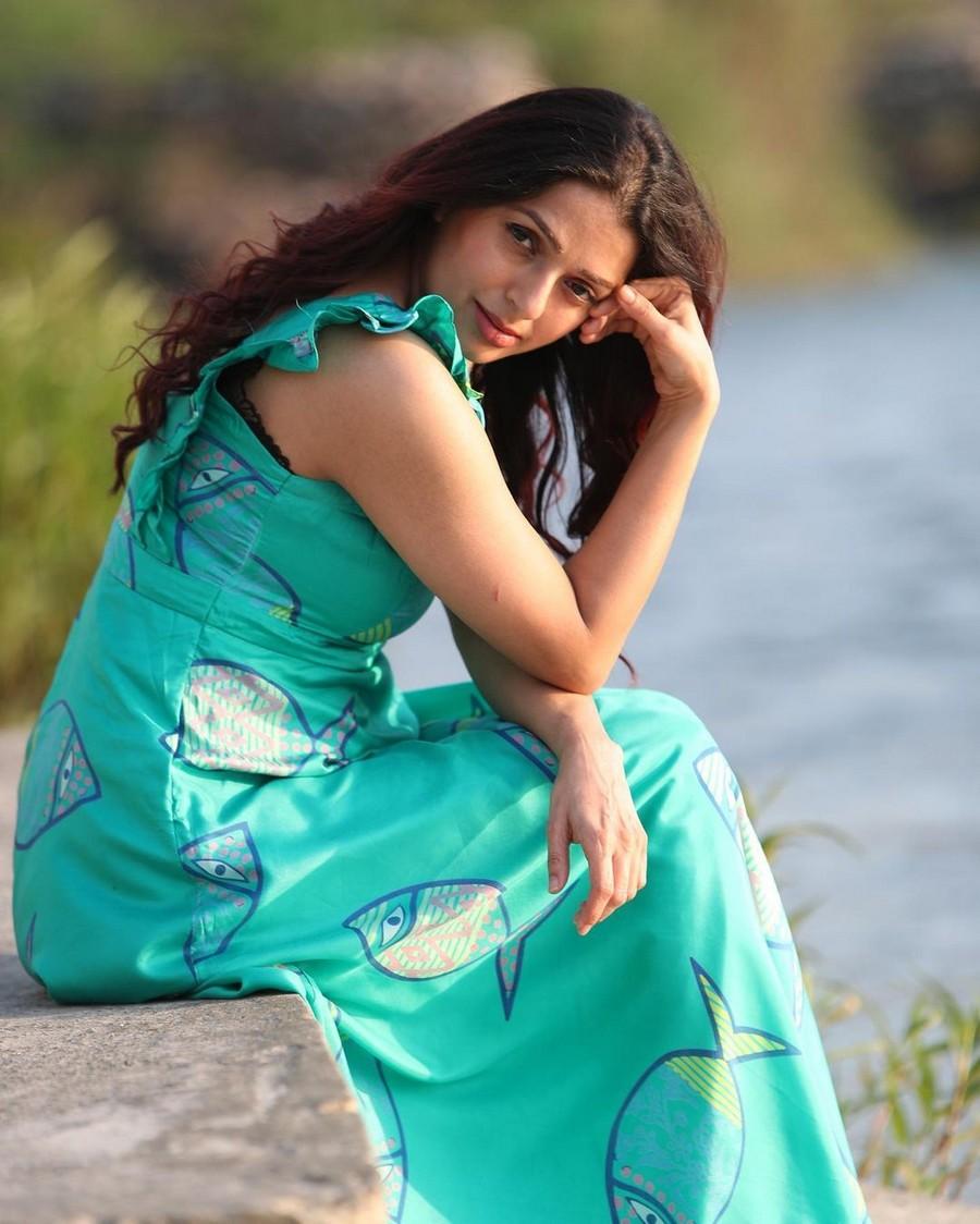 Bhumika Chawla 3