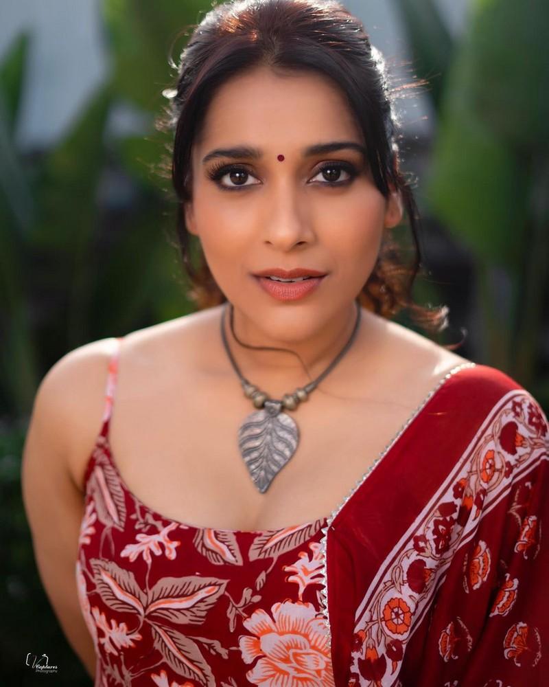 Rashmi Gautam 8