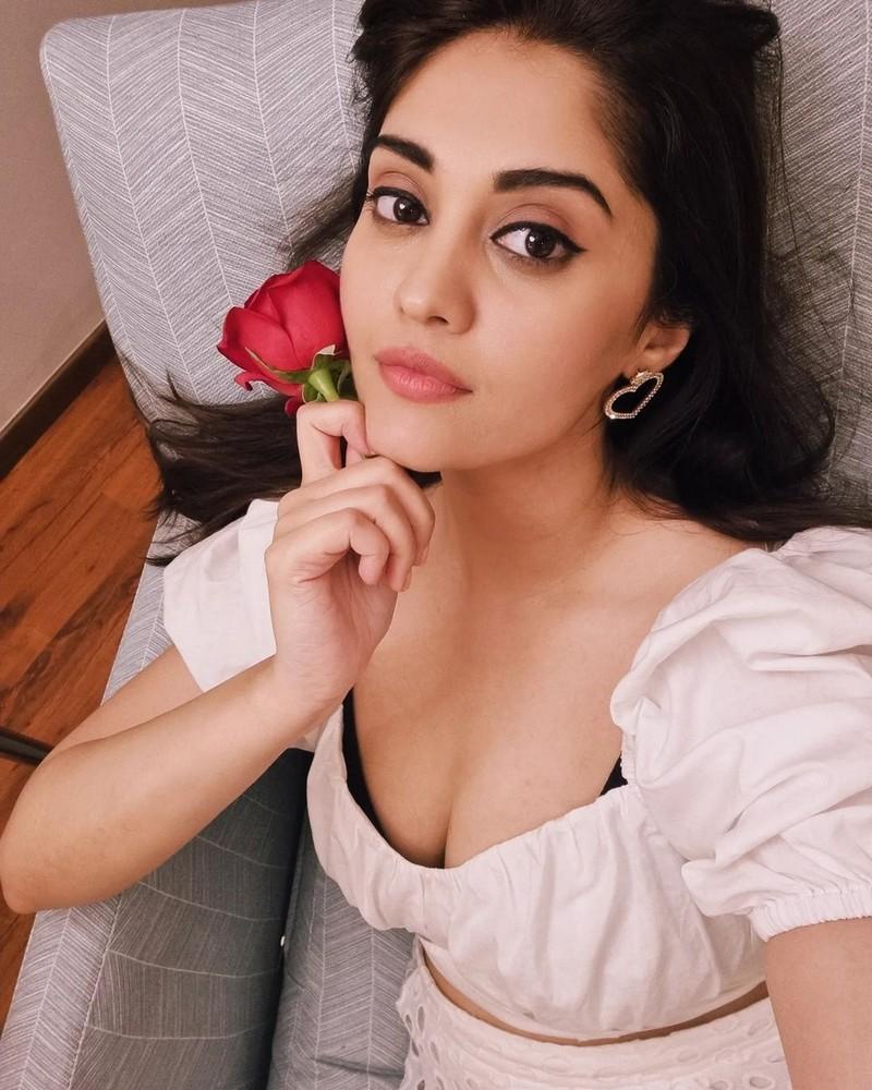 Surbhi Puranik 7