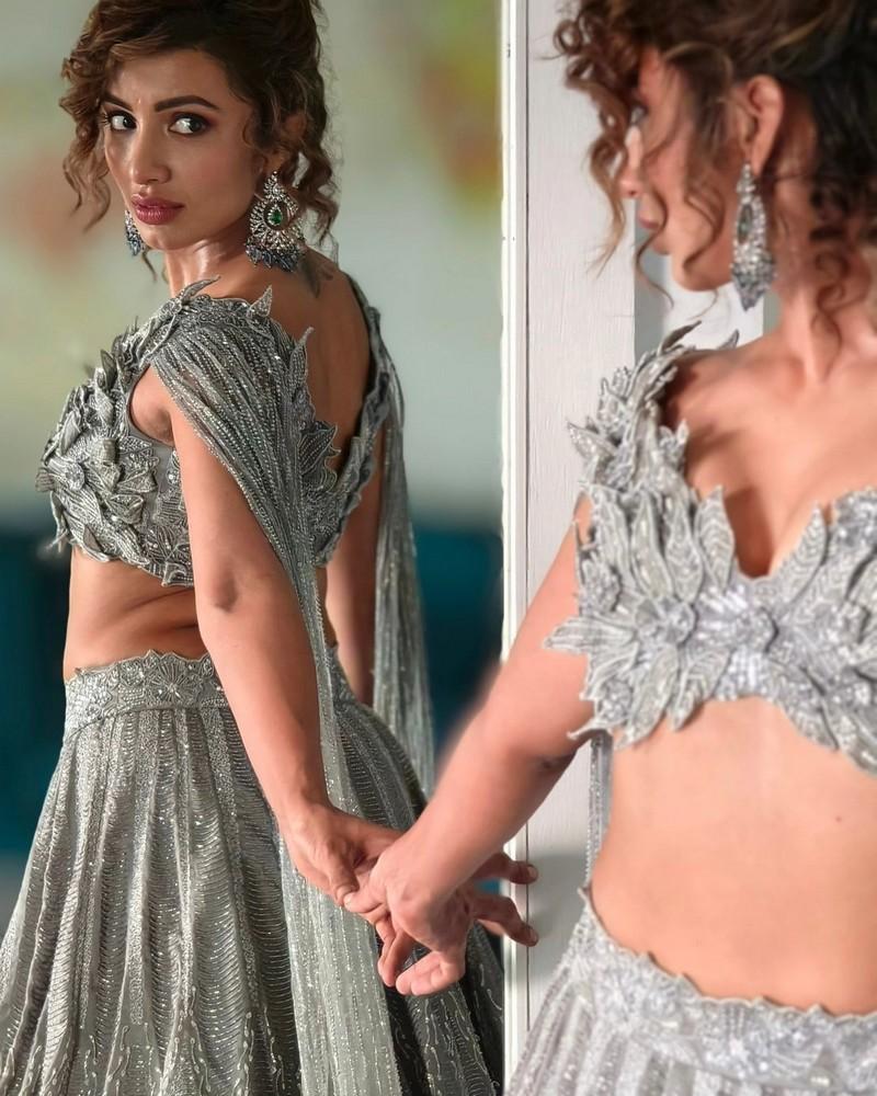 Tejaswi Madivada 6