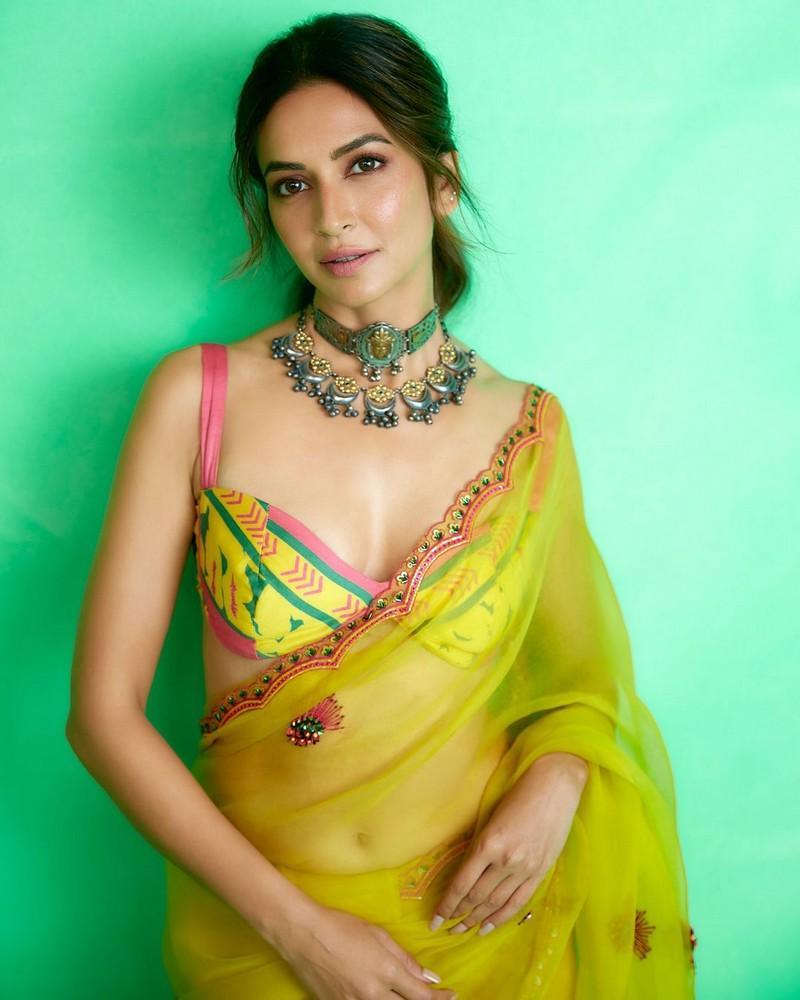 Kriti Kharbanda 3