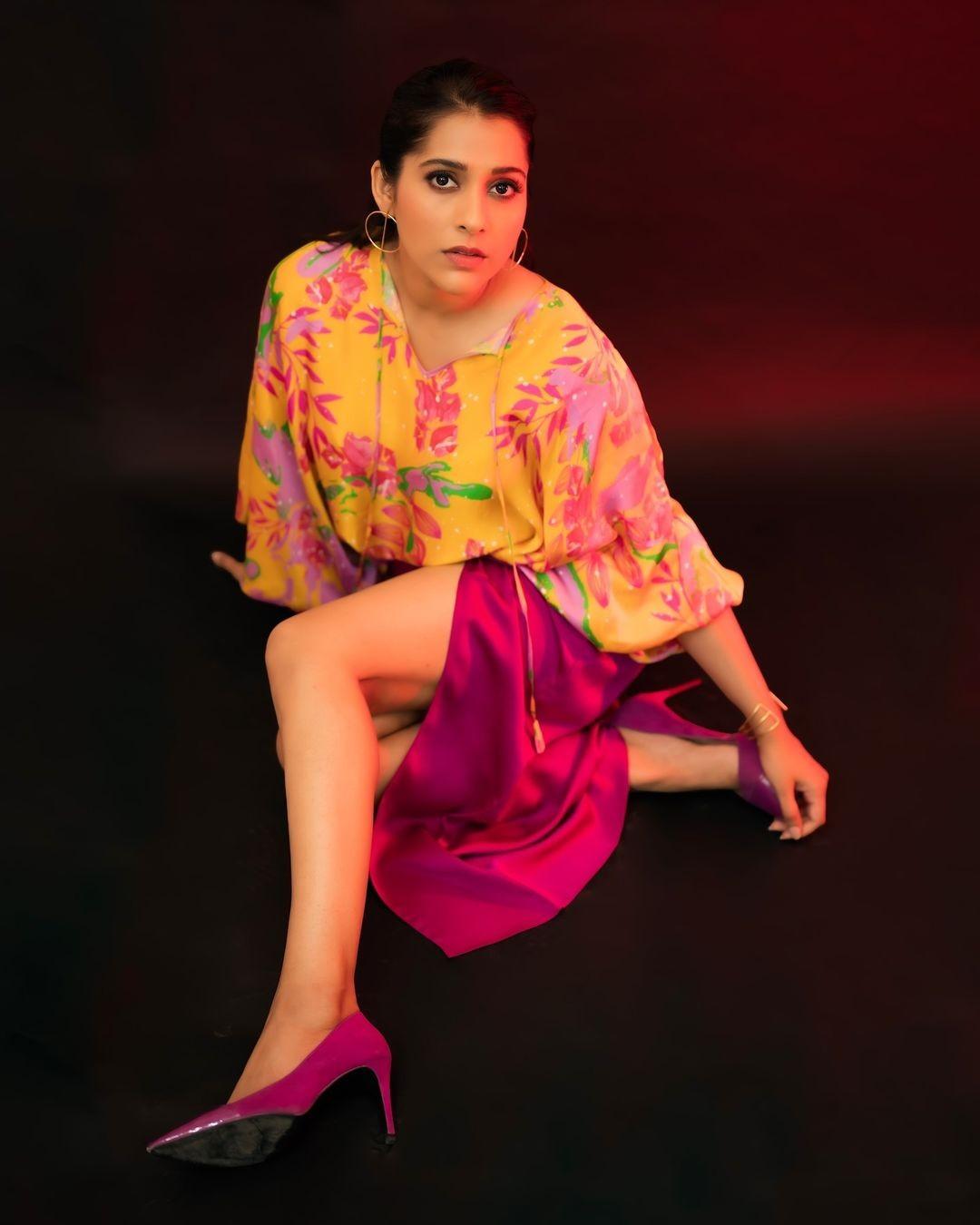 Rashmi Gautam 4