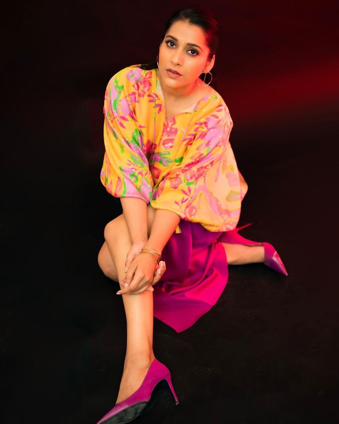 Rashmi Gautam 6