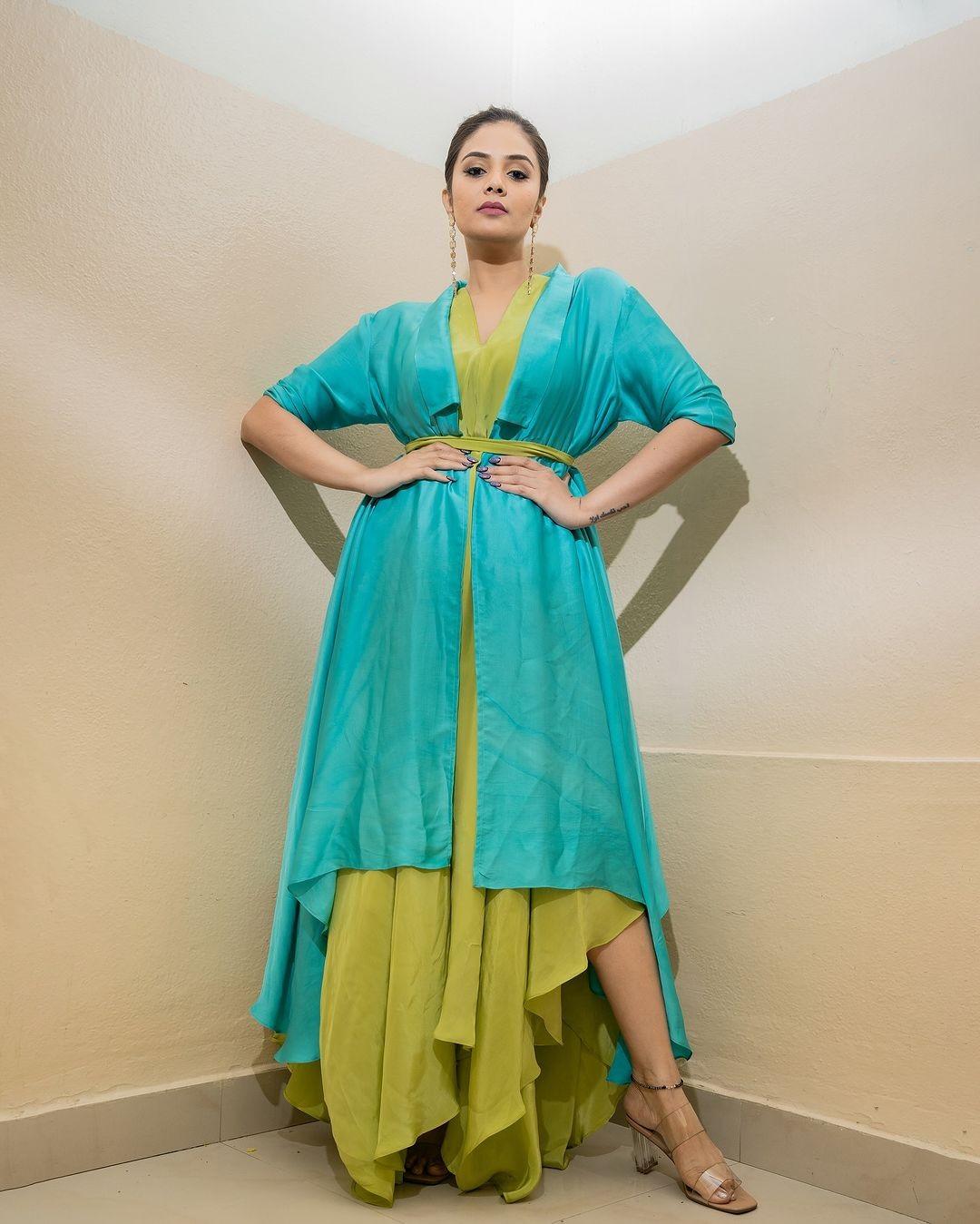 Sreemukhi 3