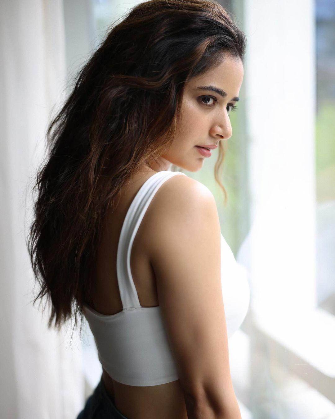 Ashika Ranganath 6