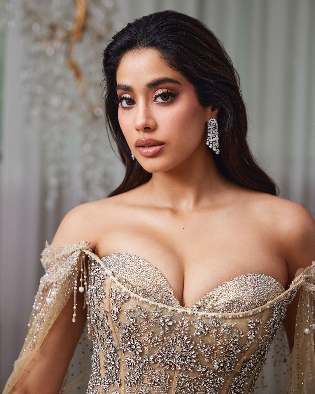 Janhvi Kapoor 2