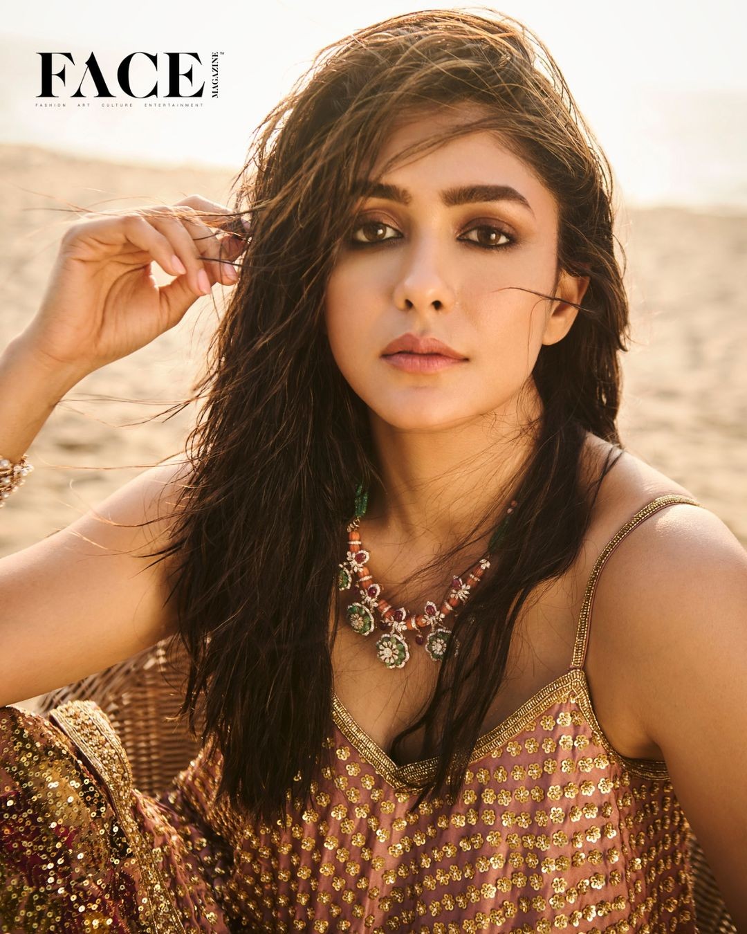 Mrunal Thakur 13