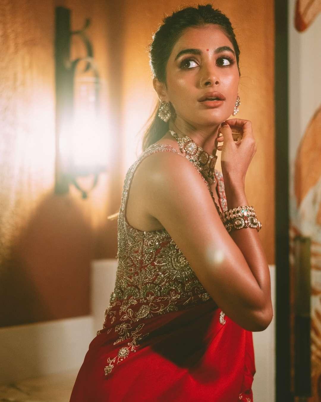 Pooja Hegde 6