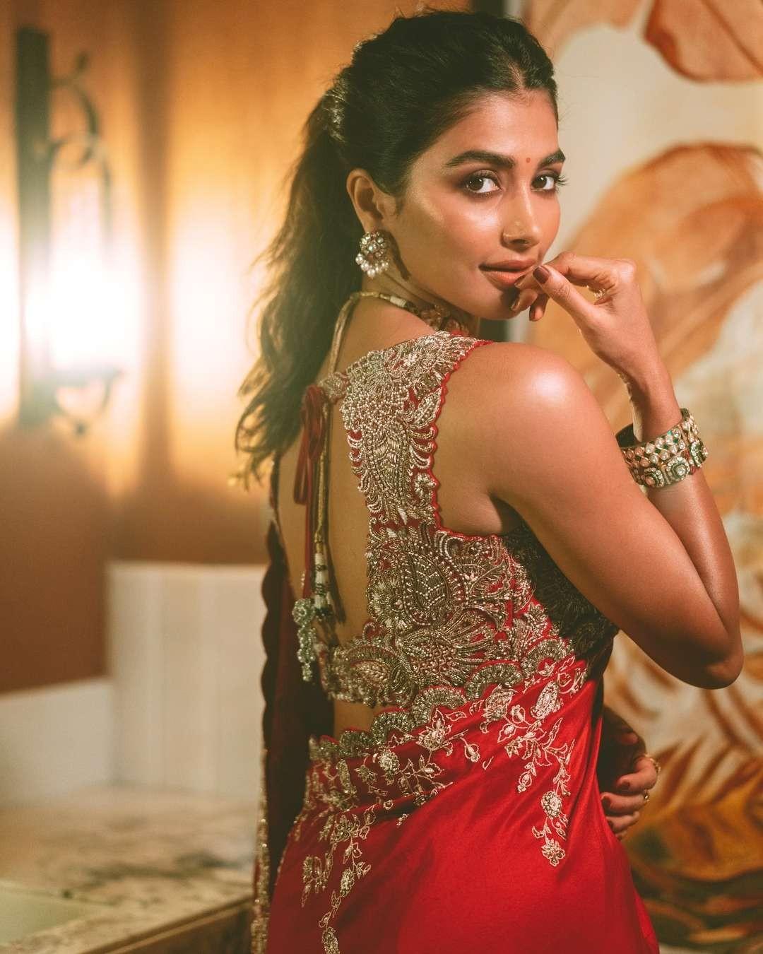 Pooja Hegde 9