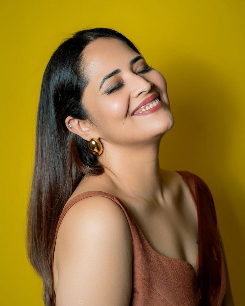 Anasuya Bharadwaj 2