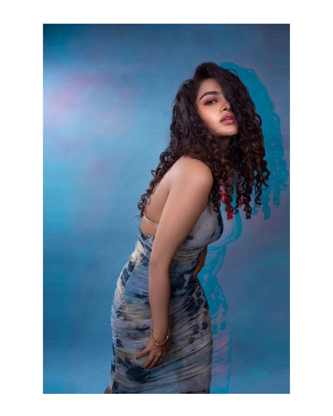 Anupama Parameswaran 11