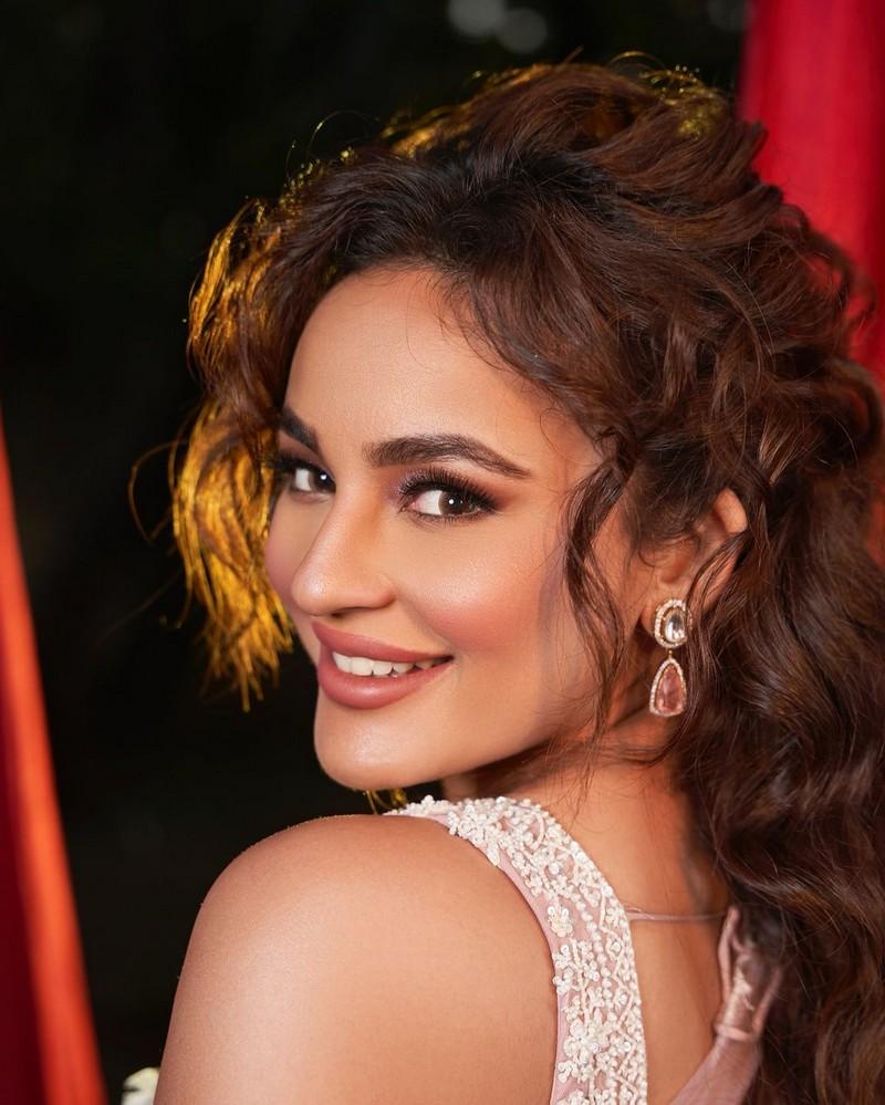 Seerat Kapoor 10