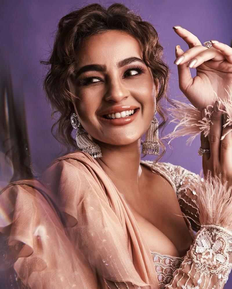 Seerat Kapoor 7