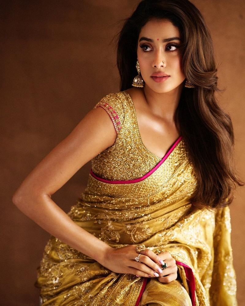 Janhvi Kapoor 4