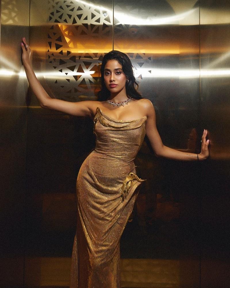 Janhvi Kapoor 5