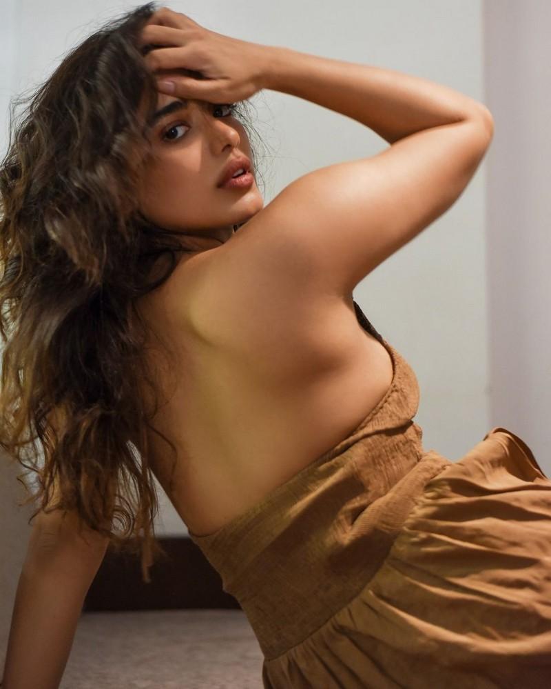 Ketika Sharma 8