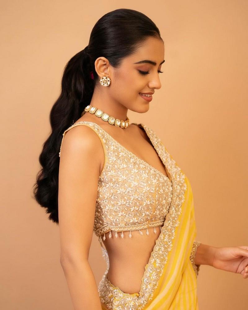 Malvika Sharma 6