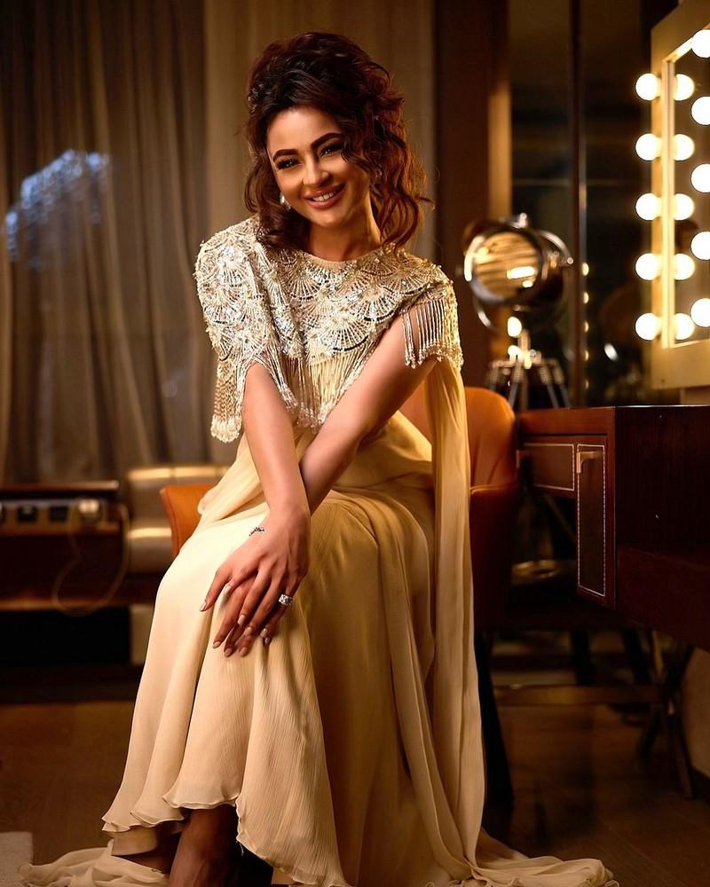 Seerat Kapoor 5