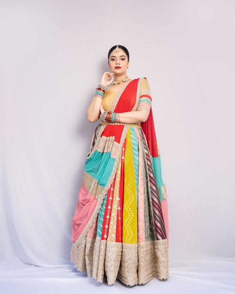 Sreemukhi 11