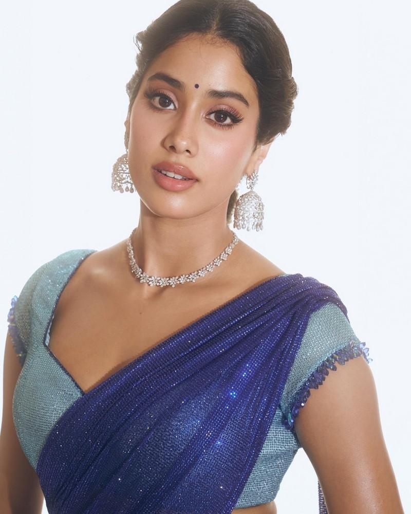 Janhvi Kapoor 4