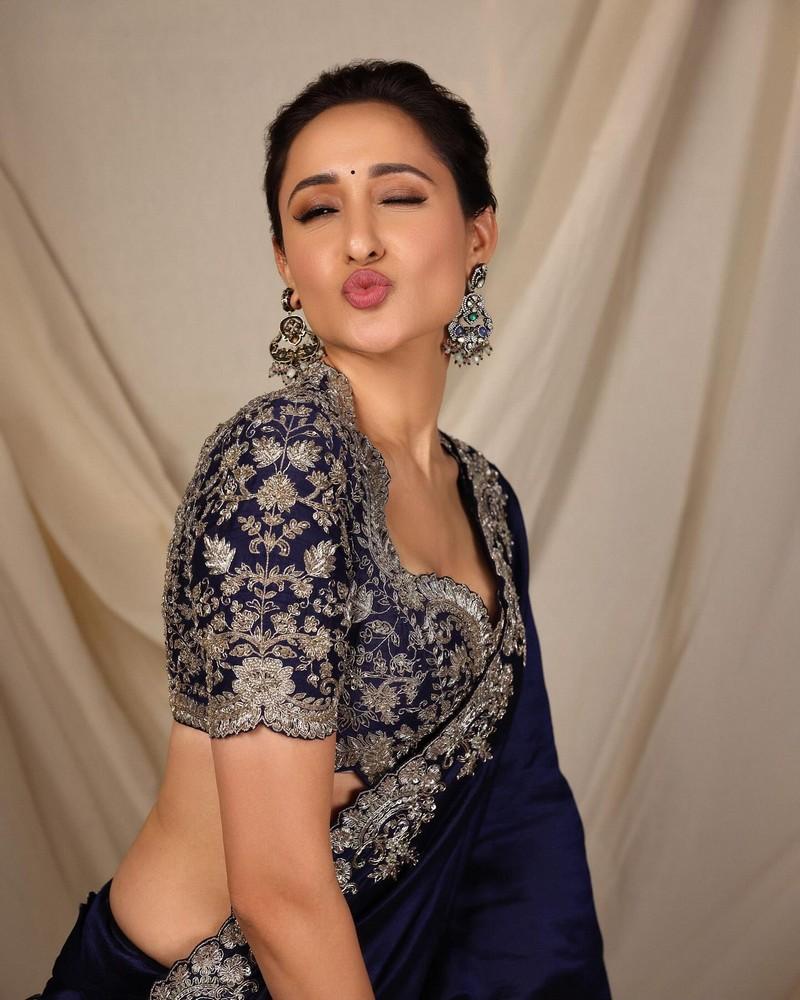 Pragya Jaiswal 7