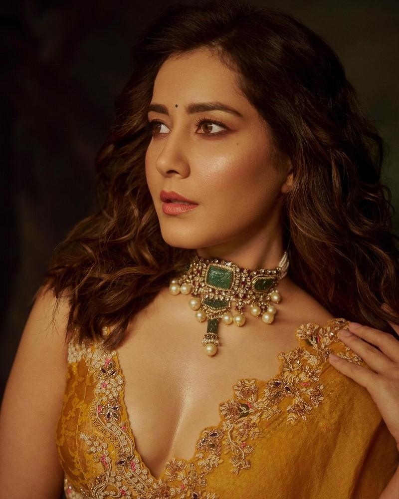 Raashii Khanna