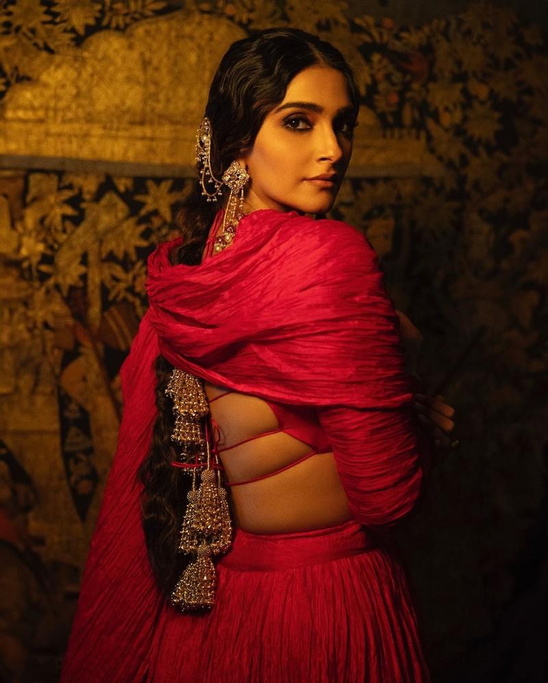 Sonam Kapoor 3