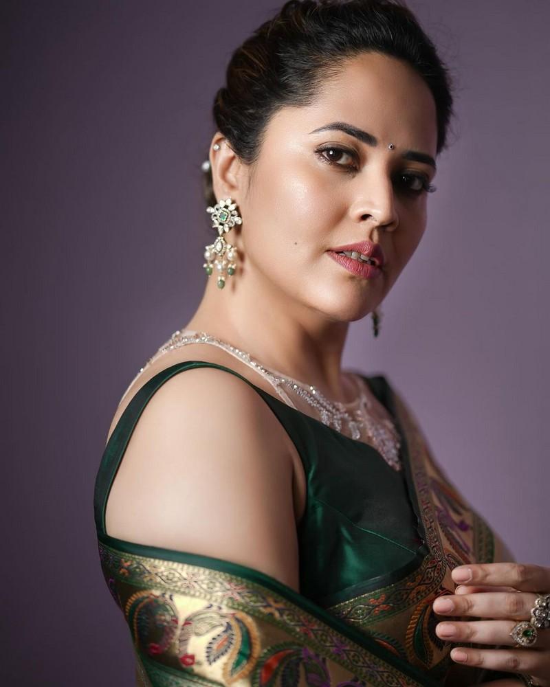 Anasuya Bharadwaj 9