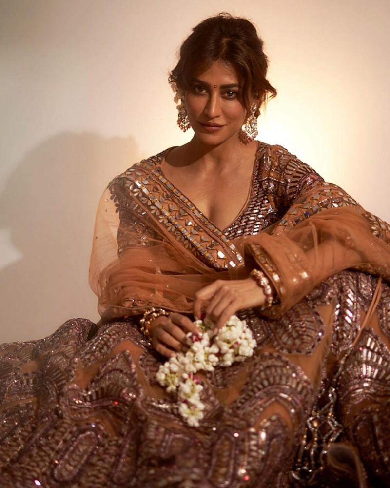 Chitrangda Singh 6