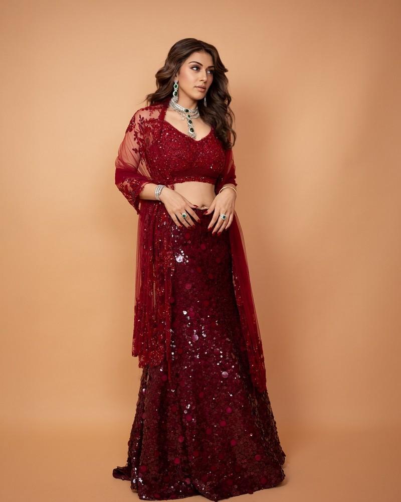 Hansika Motwani 11