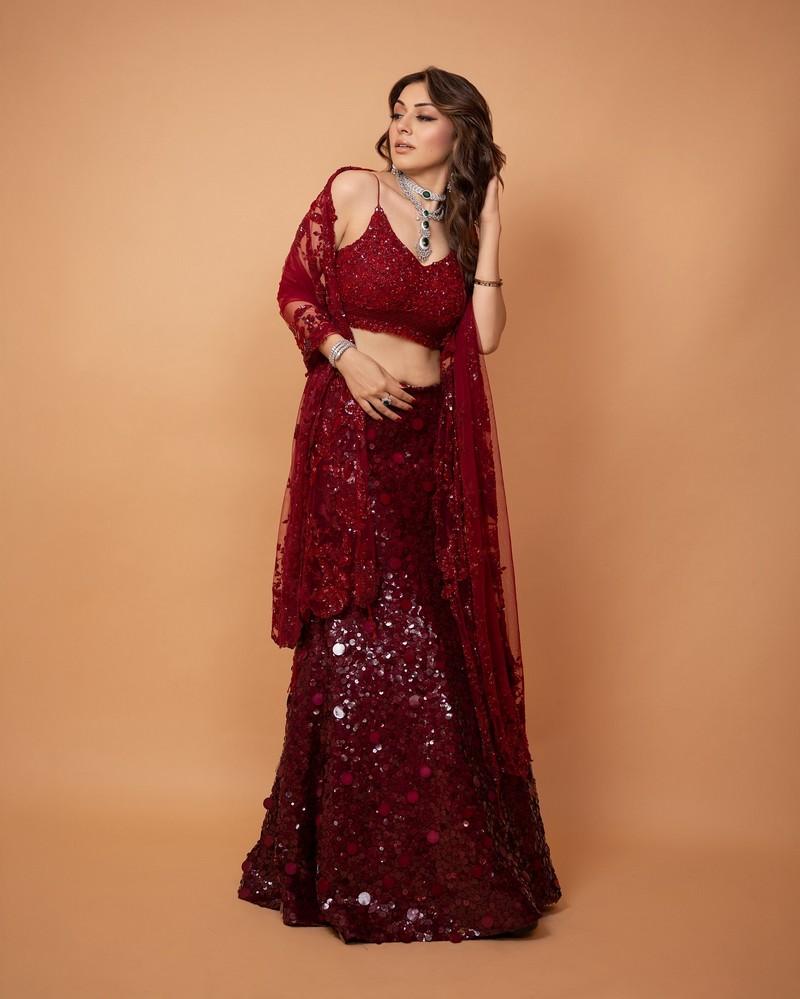 Hansika Motwani 8