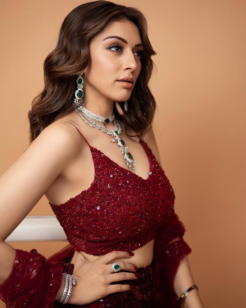 Hansika Motwani 9