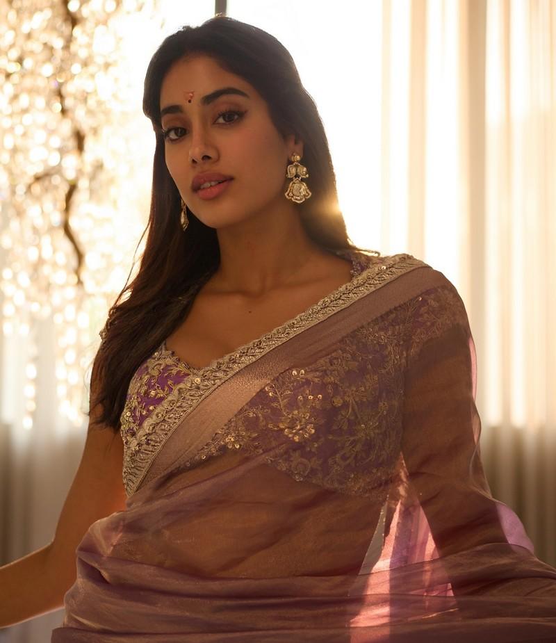 Janhvi Kapoor 7