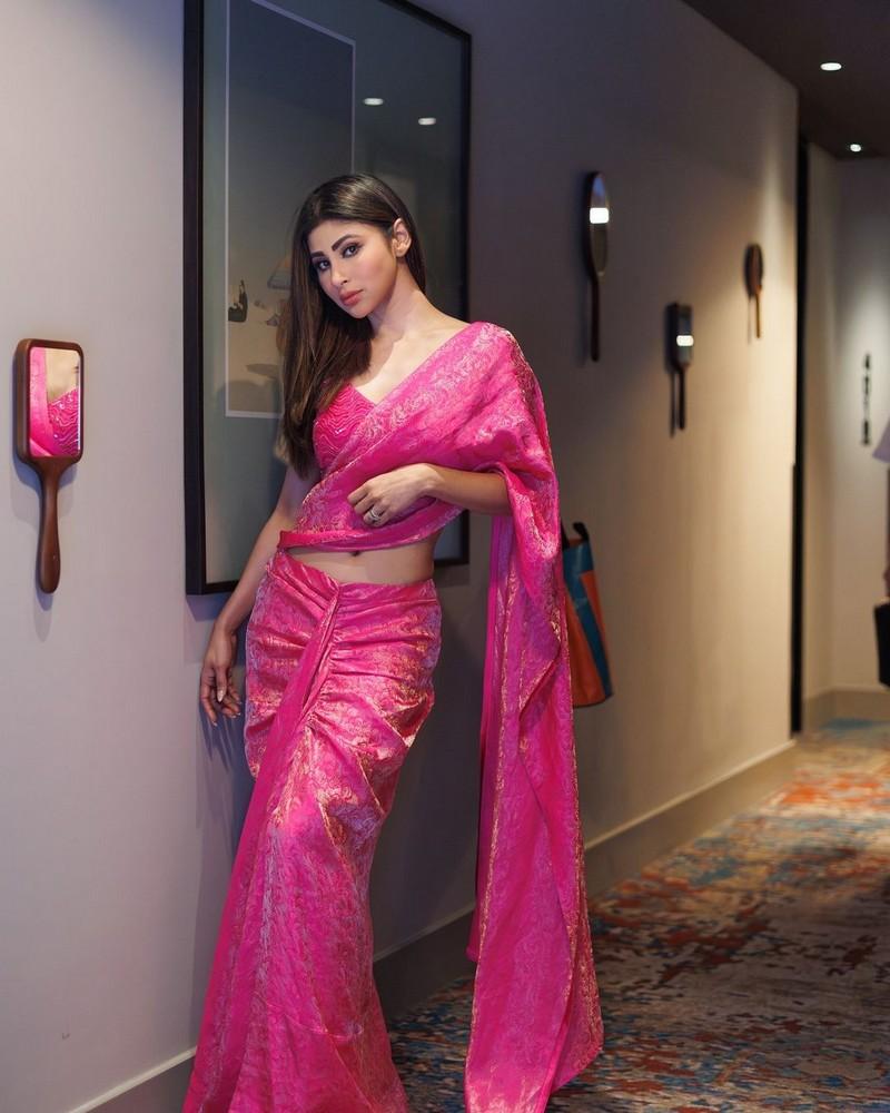 Mouni Roy 2