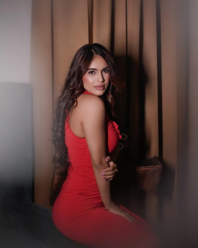 Nehhaa Malik 10