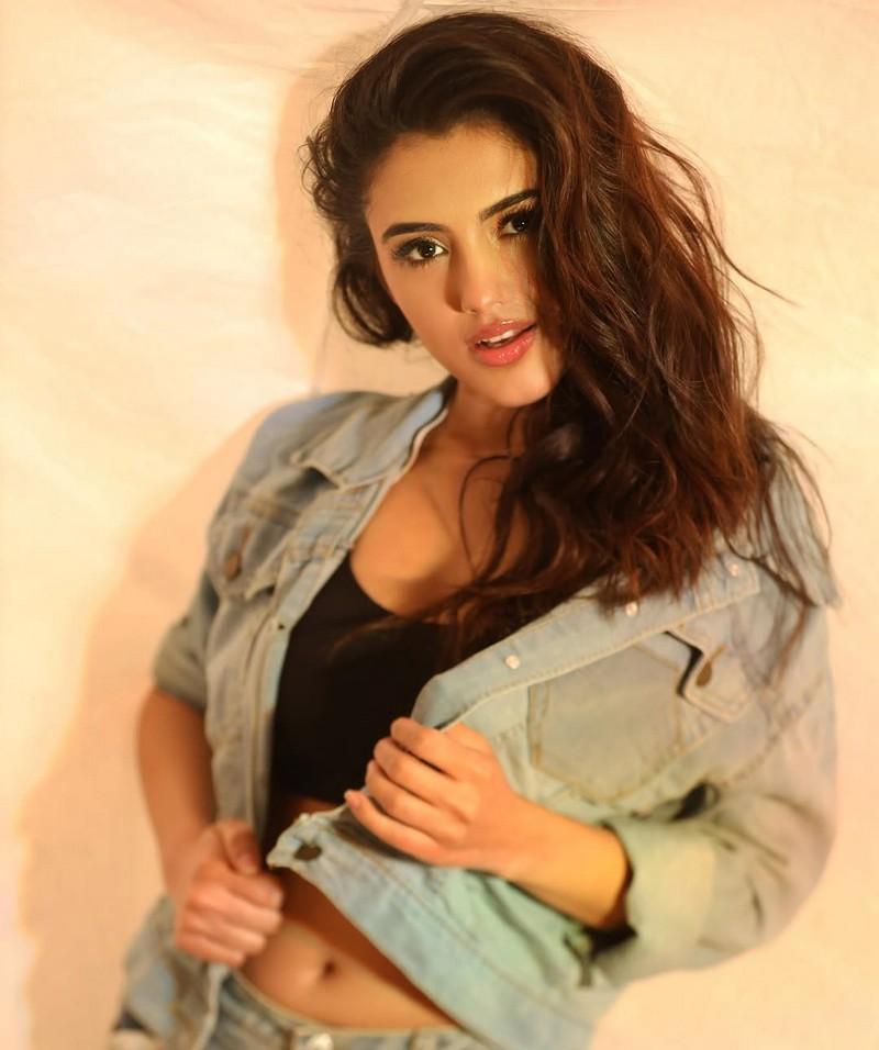 Malvika Sharma 2