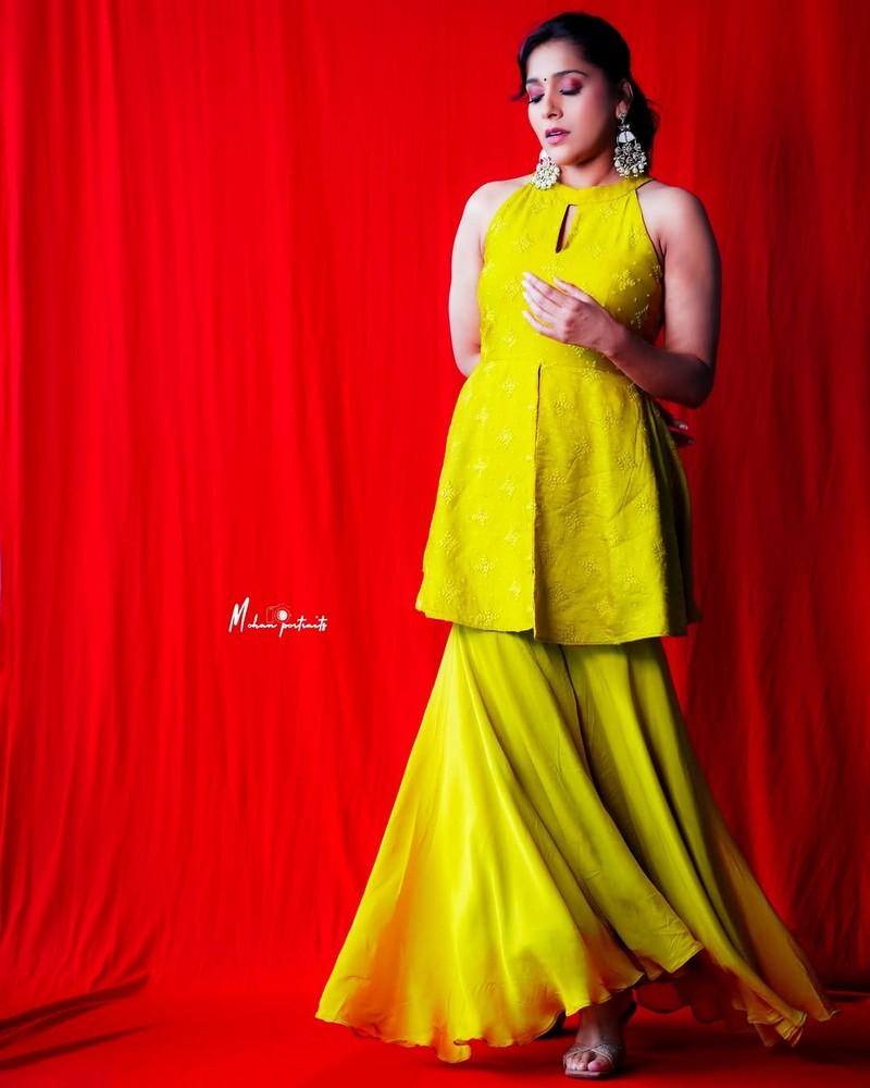 Rashmi Gautam 2