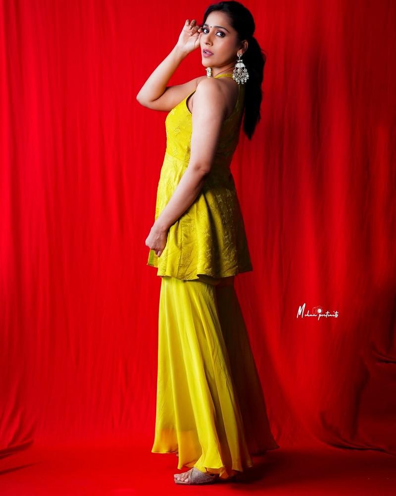Rashmi Gautam 7