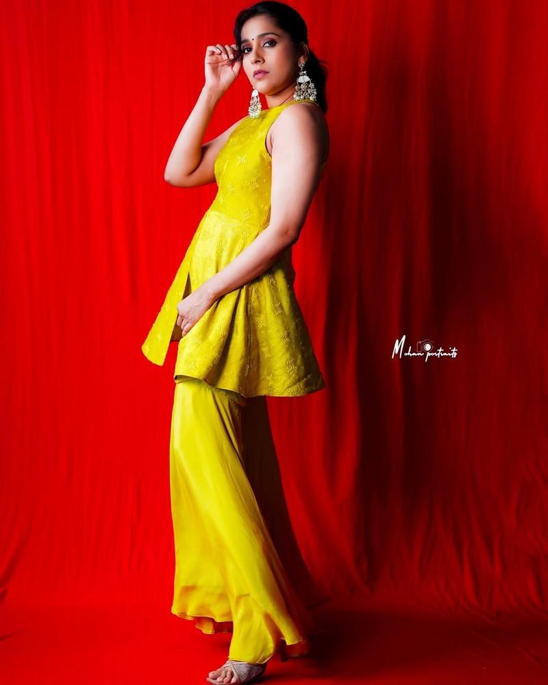 Rashmi Gautam 9