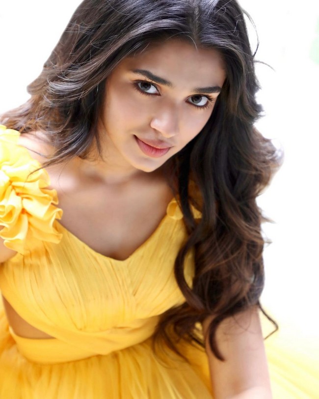 Krithi Shetty Looks Pretty in Yellow Dress