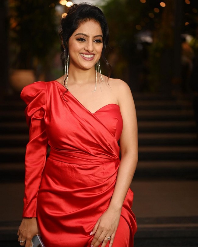 Deepika Singh Goyal Looking Amazing in Red Dress