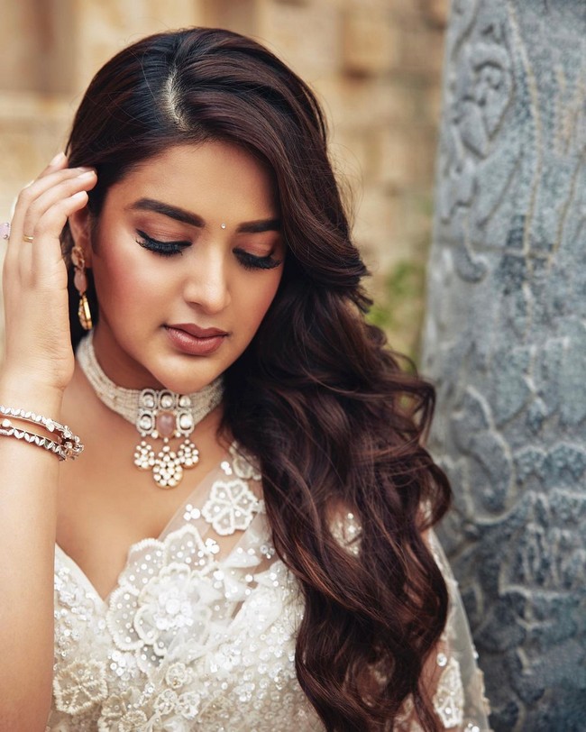 Nidhhi Agerwal Looking Pretty in White Saree