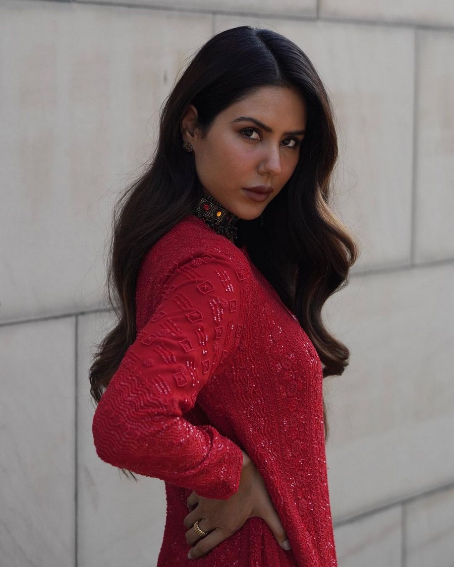 Sonam Bajwa Looks Beautiful in Red Dress