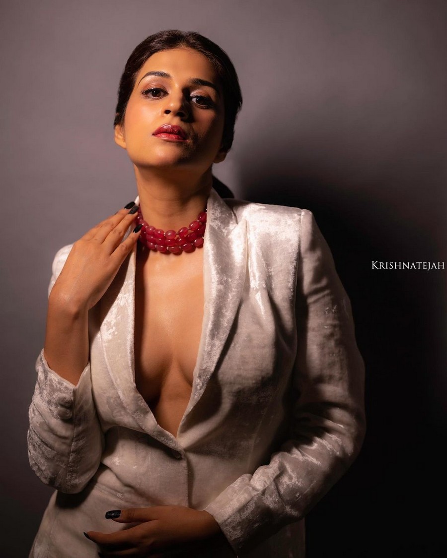 Shraddha Das Looks Hot in White Outfit