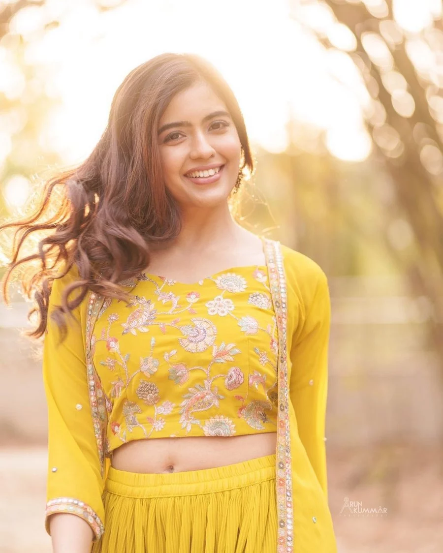 Amritha Aiyer Looks Awesome in Yellow Dress