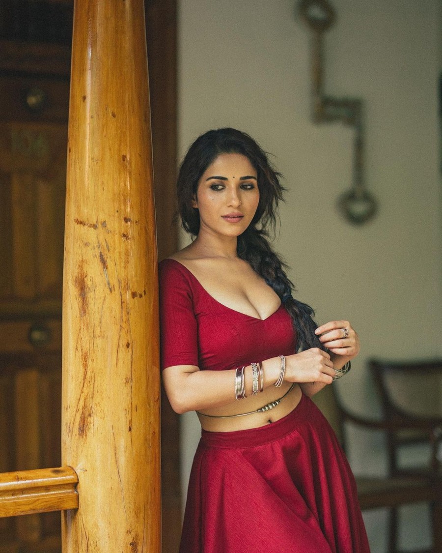 Glamorous Pics Of Ruhani Sharma in Red Outfit