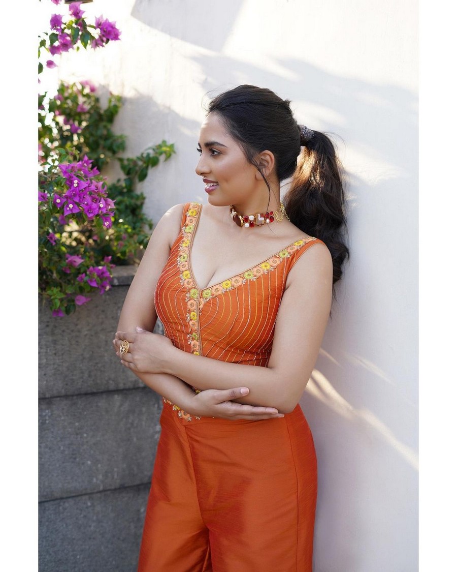 Srushti Dange Looking Gorgeous in Orange Outfit